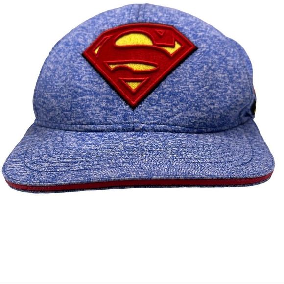 Superman Snap Back Cap - Picture 2 of 6